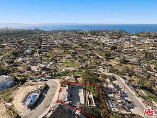 1355 Berea Place, Pacific Palisades (los Angeles), CA 90272