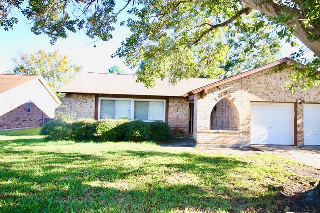 10703 Sageberry Drive, Houston, TX 77089