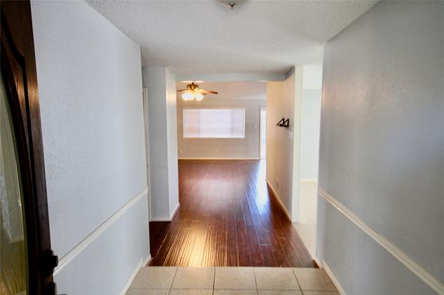 10703 Sageberry Drive, Houston, TX 77089