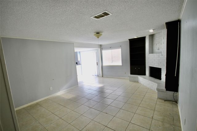 10703 Sageberry Drive, Houston, TX 77089