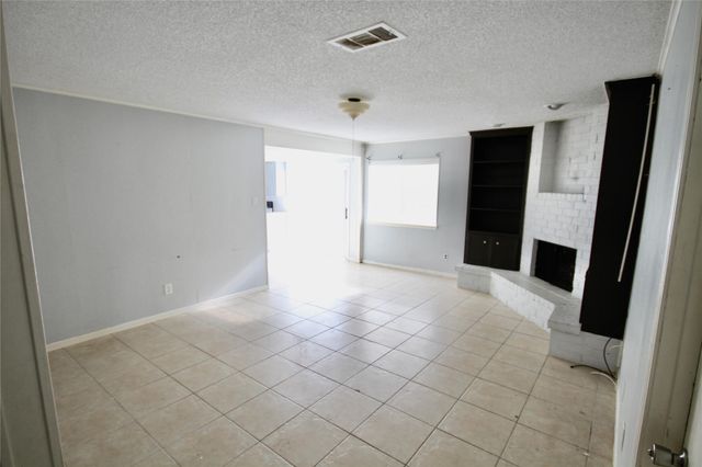 10703 Sageberry Drive, Houston, TX 77089