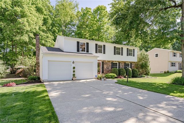 4680 Treetop Drive, Copley, OH 44321