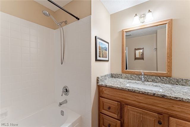 4680 Treetop Drive, Copley, OH 44321
