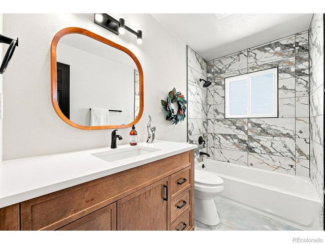 2927 Glendevey Drive, Loveland, CO 80538