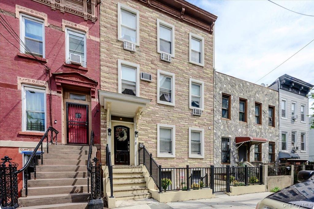 439 E 143 Street E, Bronx, NY 10454 — exterior