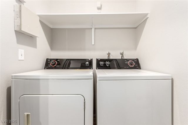 7413 West RUSSELL Road 254, Las Vegas, NV 89113