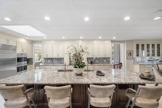 10707 El Caballo Court, Delray Beach, FL 33446