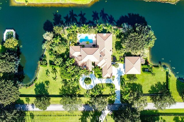 10707 El Caballo Court, Delray Beach, FL 33446