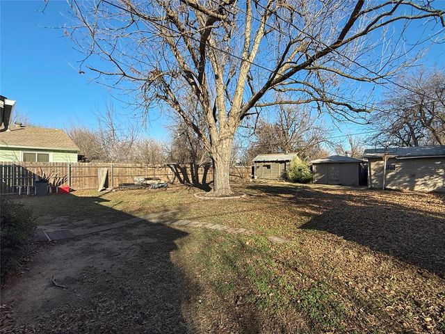 4300 N State Street, Warr Acres, OK 73122