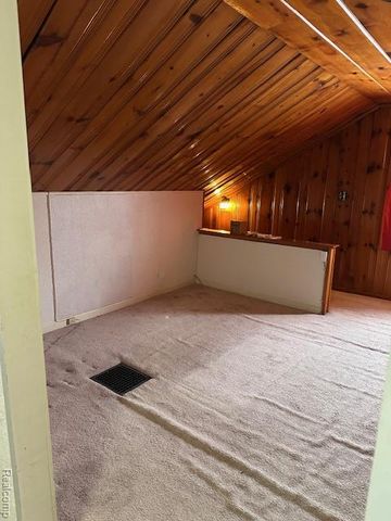 15572 Fordham Street, Detroit, MI 48205