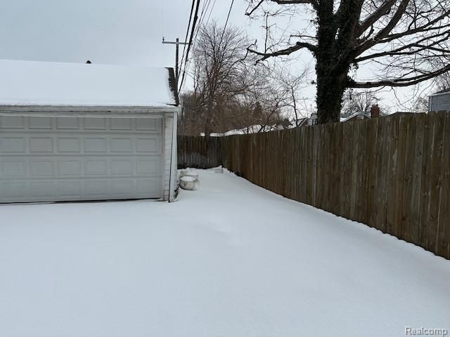 15572 Fordham Street, Detroit, MI 48205