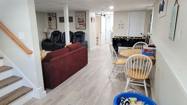 93 E Huntress Pond Road, Barnstead, NH 03225