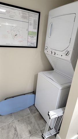 93 E Huntress Pond Road, Barnstead, NH 03225