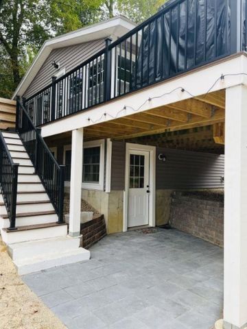 93 E Huntress Pond Road, Barnstead, NH 03225