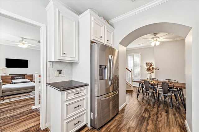 1213 Oneil Street B, Houston, TX 77019