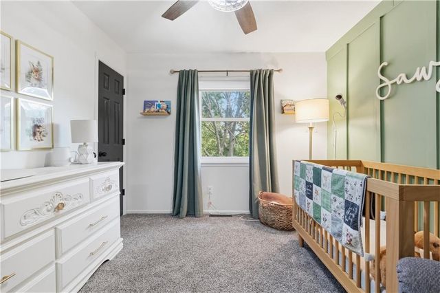 817 NW Golden Court, Blue Springs, MO 64015
