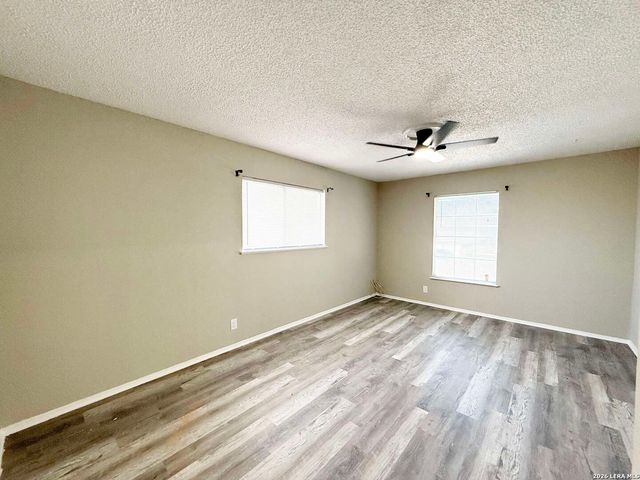 4206 Dauphine, San Antonio, TX 78218