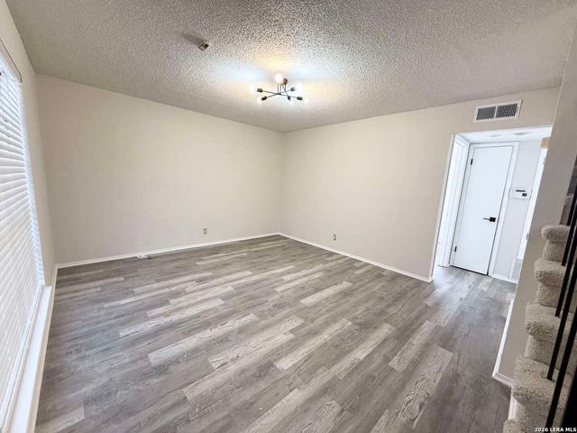 4206 Dauphine, San Antonio, TX 78218