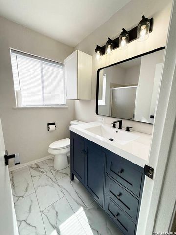 4206 Dauphine, San Antonio, TX 78218