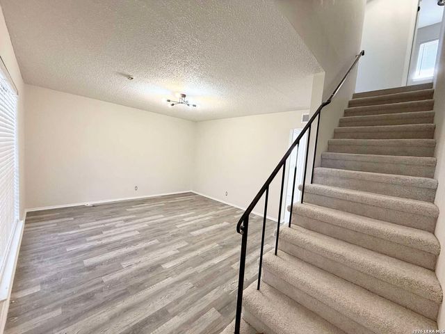 4206 Dauphine, San Antonio, TX 78218