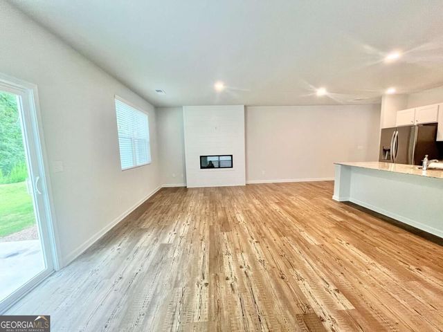 5129 Sidney Square, Flowery Branch, GA 30542