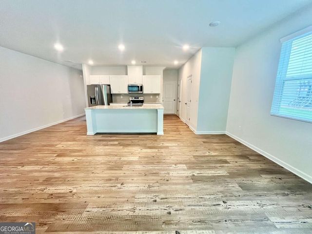5129 Sidney Square, Flowery Branch, GA 30542