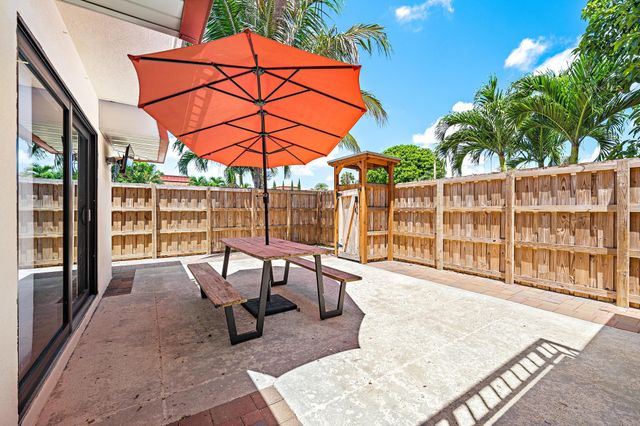 3331 S Meridian Way S A, Palm Beach Gardens, FL 33410