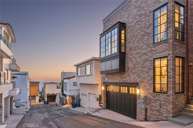 229 Marine Place, Manhattan Beach, CA 90266
