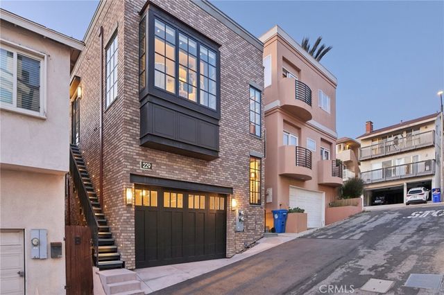 229 Marine Place, Manhattan Beach, CA 90266