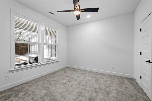 2 Ellwood Circle, Bella Vista, AR 72715