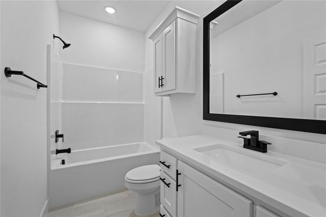 2 Ellwood Circle, Bella Vista, AR 72715