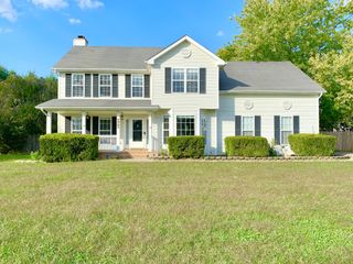 2553 Emerald Ct, Clarksville, TN 37042