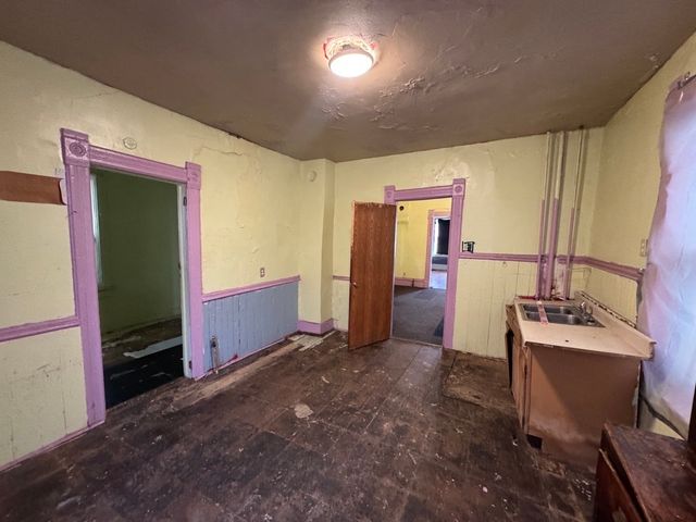 5556 S Princeton Avenue, Chicago, IL 60621