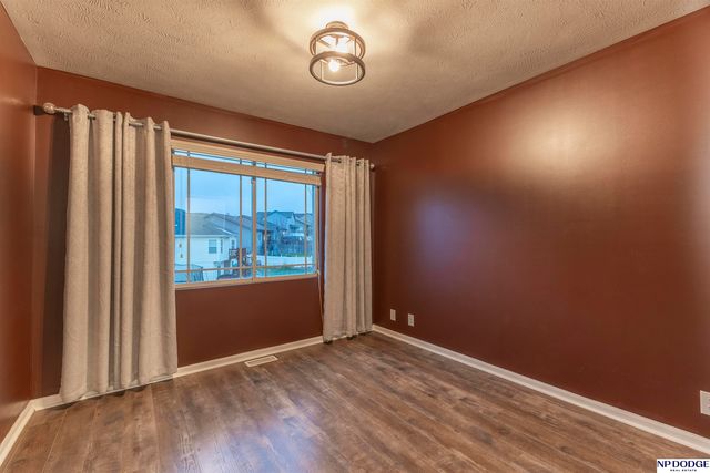 9406 S 173rd Street, Omaha, NE 68136