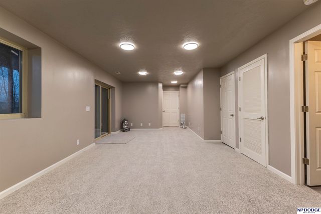 9406 S 173rd Street, Omaha, NE 68136