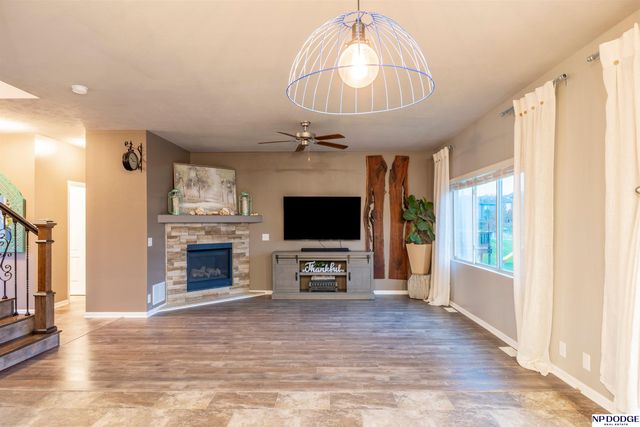 9406 S 173rd Street, Omaha, NE 68136