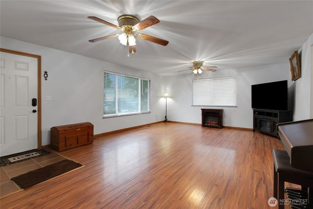 8114 204th Street Ct E, Spanaway, WA 98387