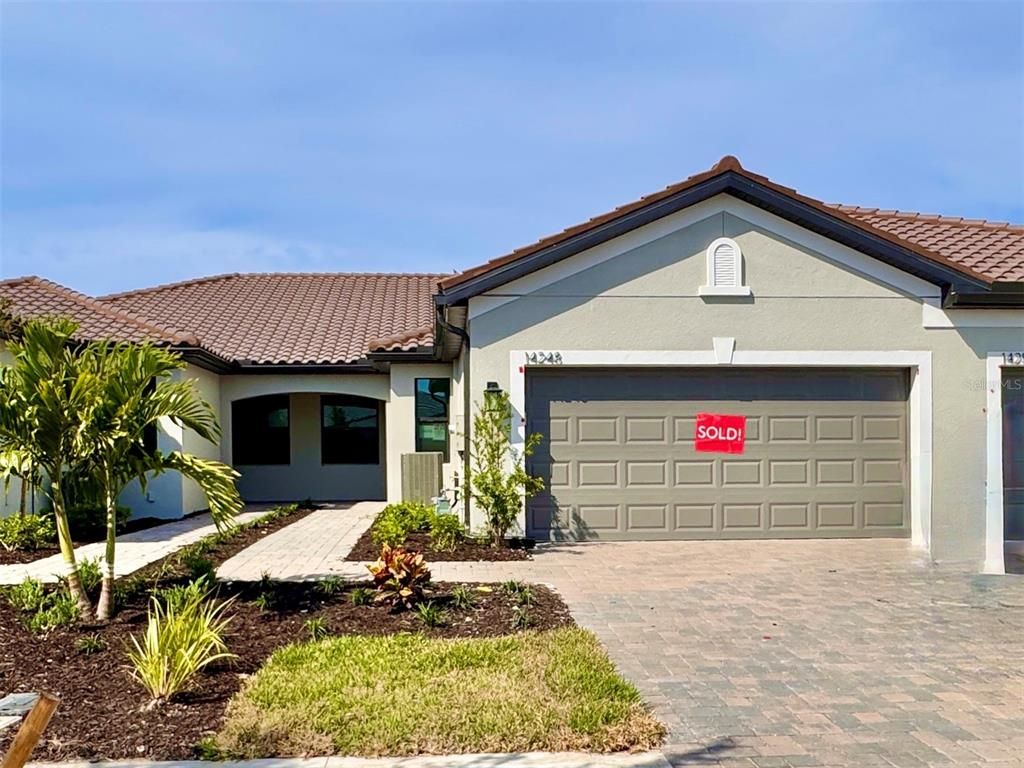 Image 1 of property listing at 14248 EAGLE BRANCH DRIVE, Nokomis, FL 34275