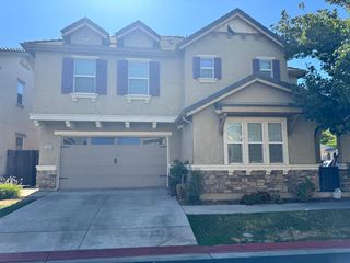 17211 S FOX HATCH Ln, Lathrop, CA 95330
