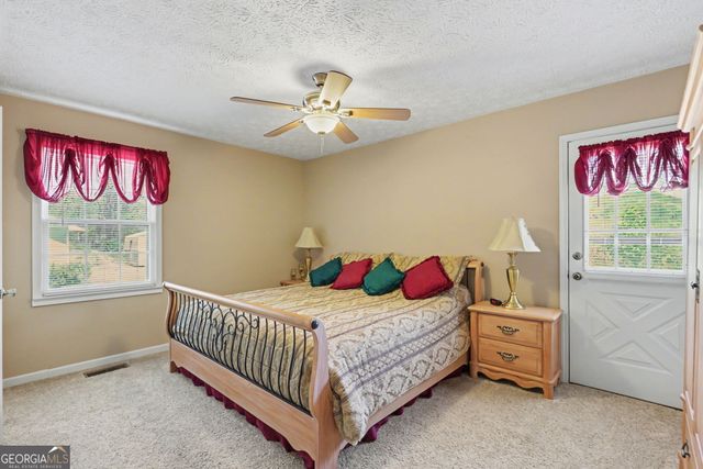542 Eastern Cross Lane, Clayton, GA 30525