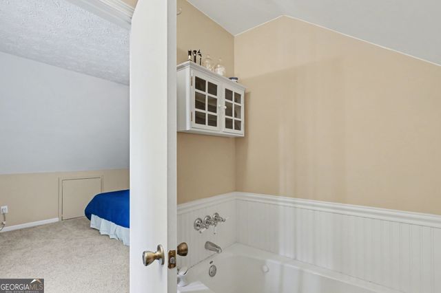 542 Eastern Cross Lane, Clayton, GA 30525