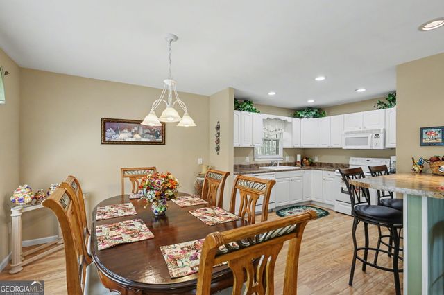 542 Eastern Cross Lane, Clayton, GA 30525