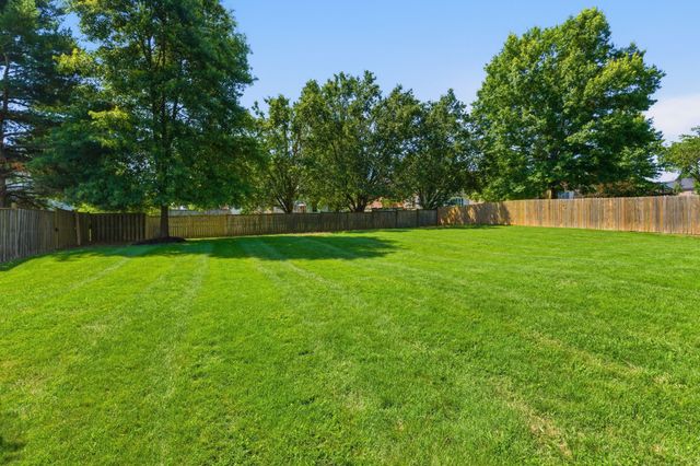 108 Crooked Creek Ln, Hendersonville, TN 37075