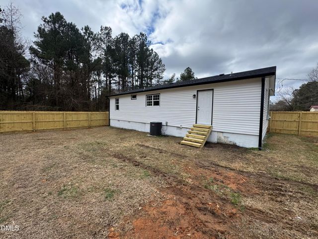 119 Fox Pond Road, Henderson, NC 27537