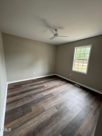 119 Fox Pond Road, Henderson, NC 27537