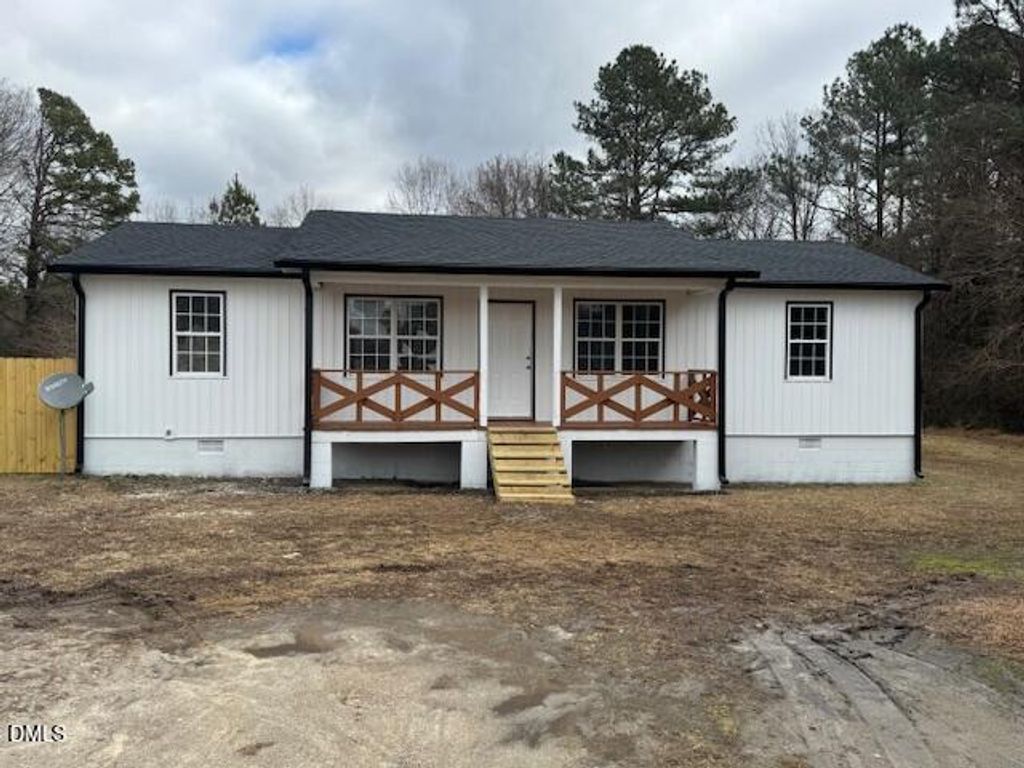 119 Fox Pond Road, Henderson, NC 27537