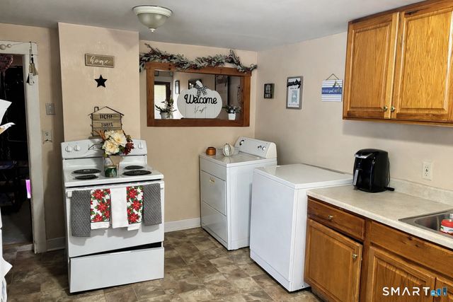 41-45 Grove Street, Plainfield, CT 06354