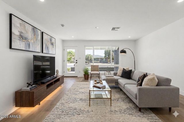 1244 E HERMOSA Drive, Tempe, AZ 85282