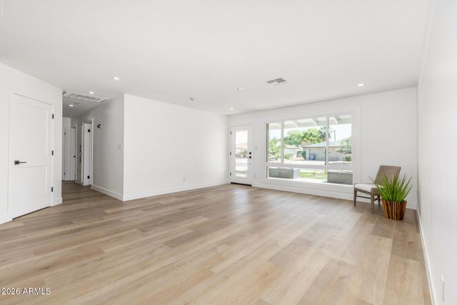 1244 E HERMOSA Drive, Tempe, AZ 85282