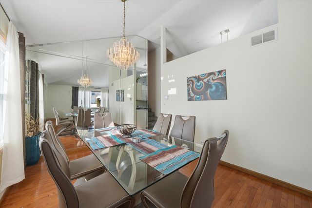 322 Central Avenue, Matteson, IL 60443